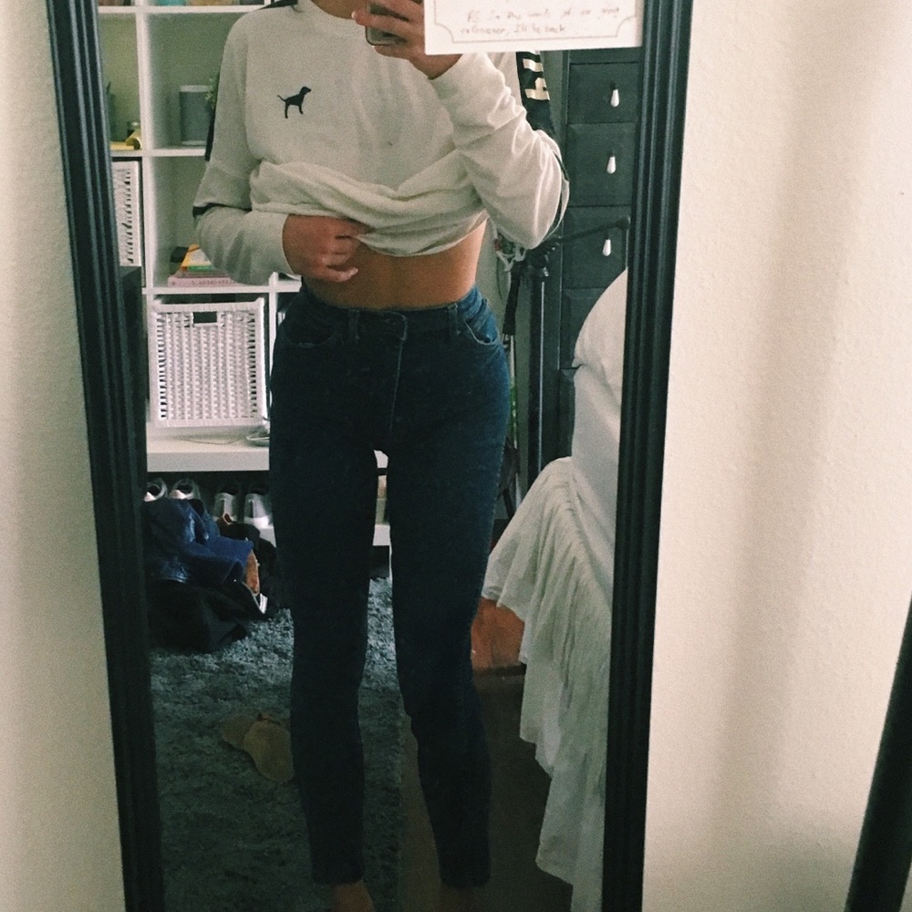 dark wash mom jeans