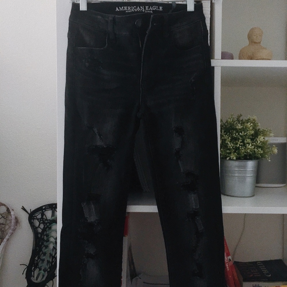 AMERICAN EAGLE black ripped skinny jeans