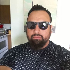 Meet your Posher, Adrian