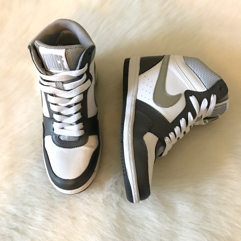 EUC Nike Force Sky High Sneaker Wedges