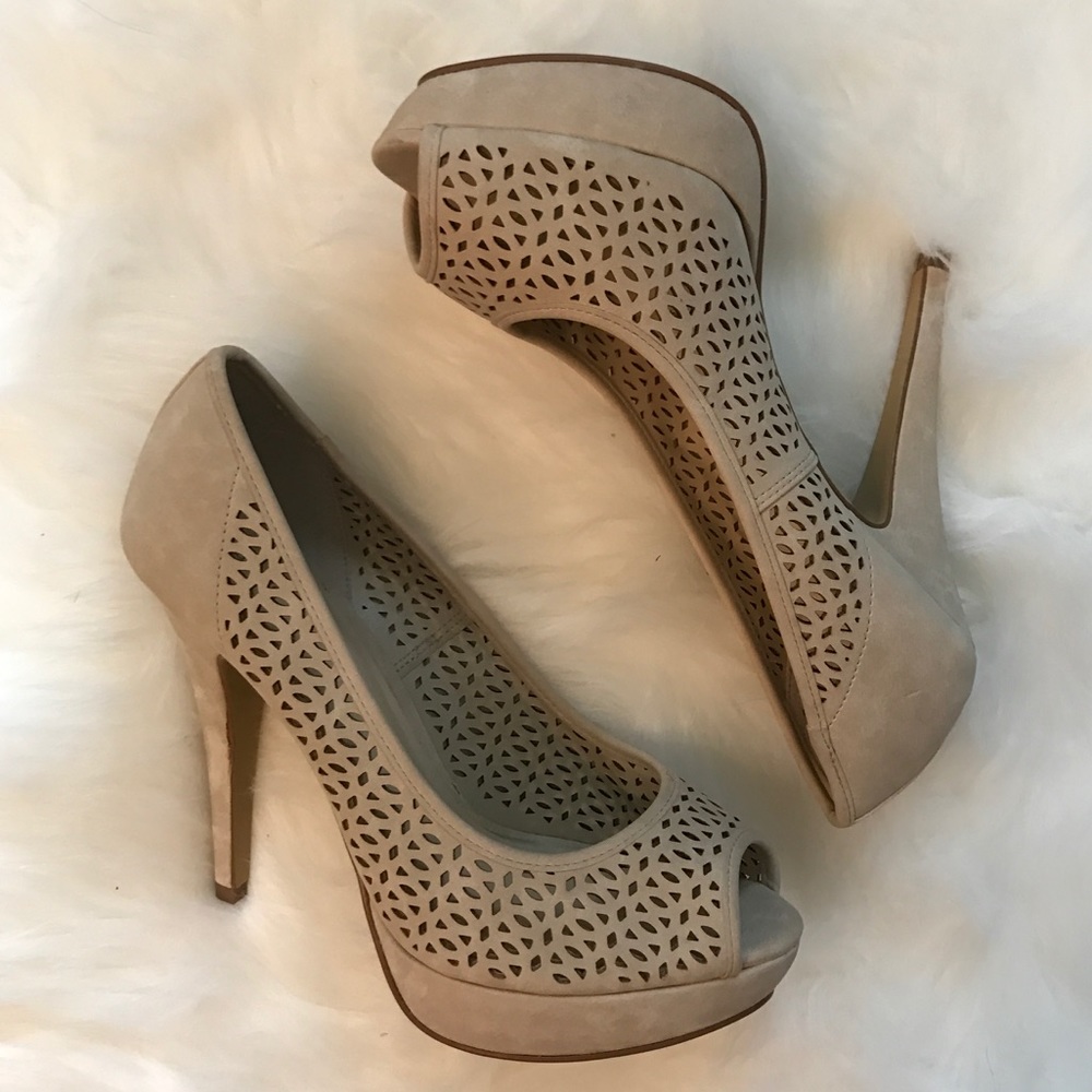 Apt. 9 Peep Toe Heel