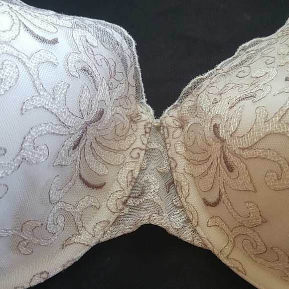 Bra Bundle - Picture 2 of 4