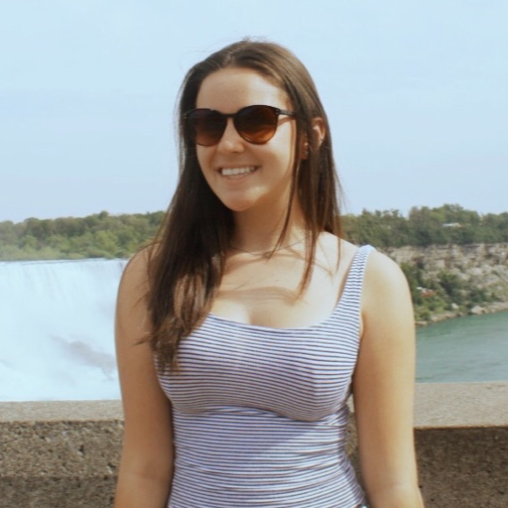 Meet your Posher, Emily