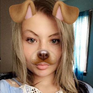 Meet your Posher, Isabella