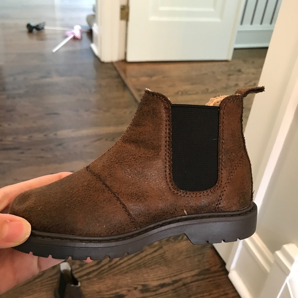 Boys boots