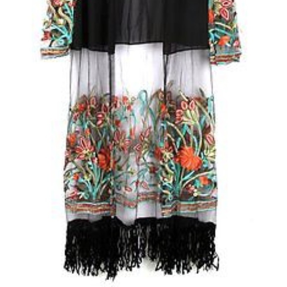 EMBROIDERED BLACK FRINGE KIMINO - Picture 3 of 4