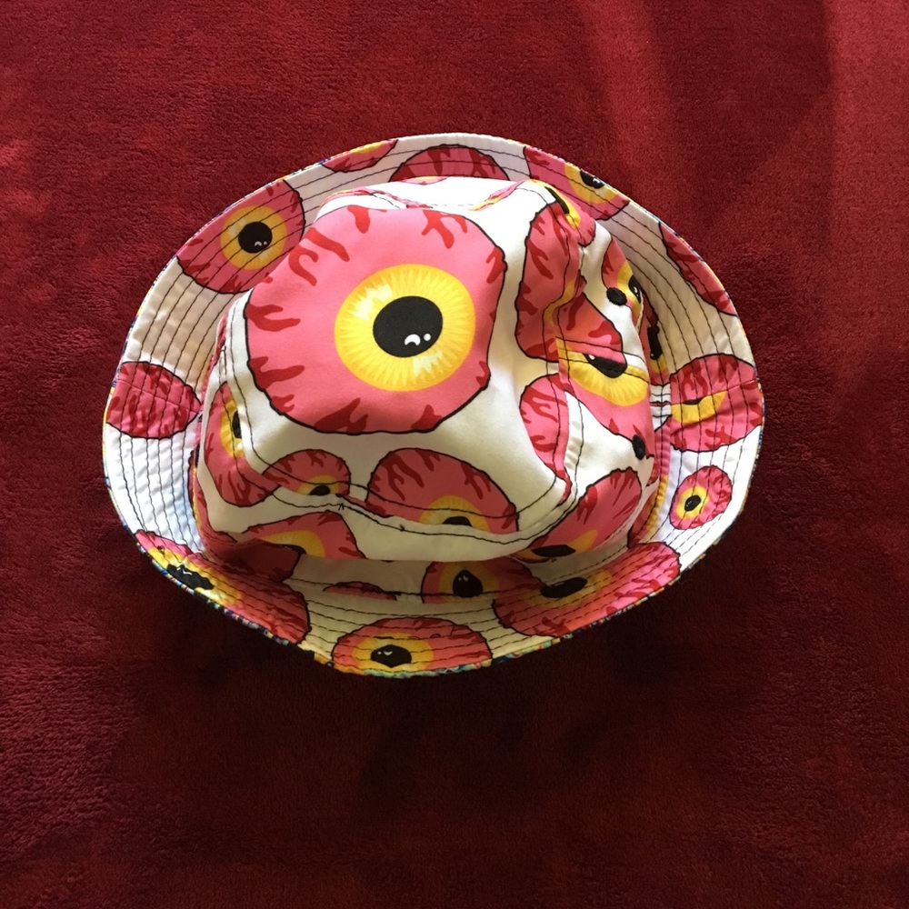 Reversible Mishka keep watch/oil spill bucket hat.