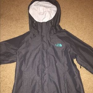 SOLD....The North Face HyVent 2.5L Raincoat