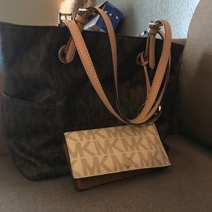 Michael Kors set!