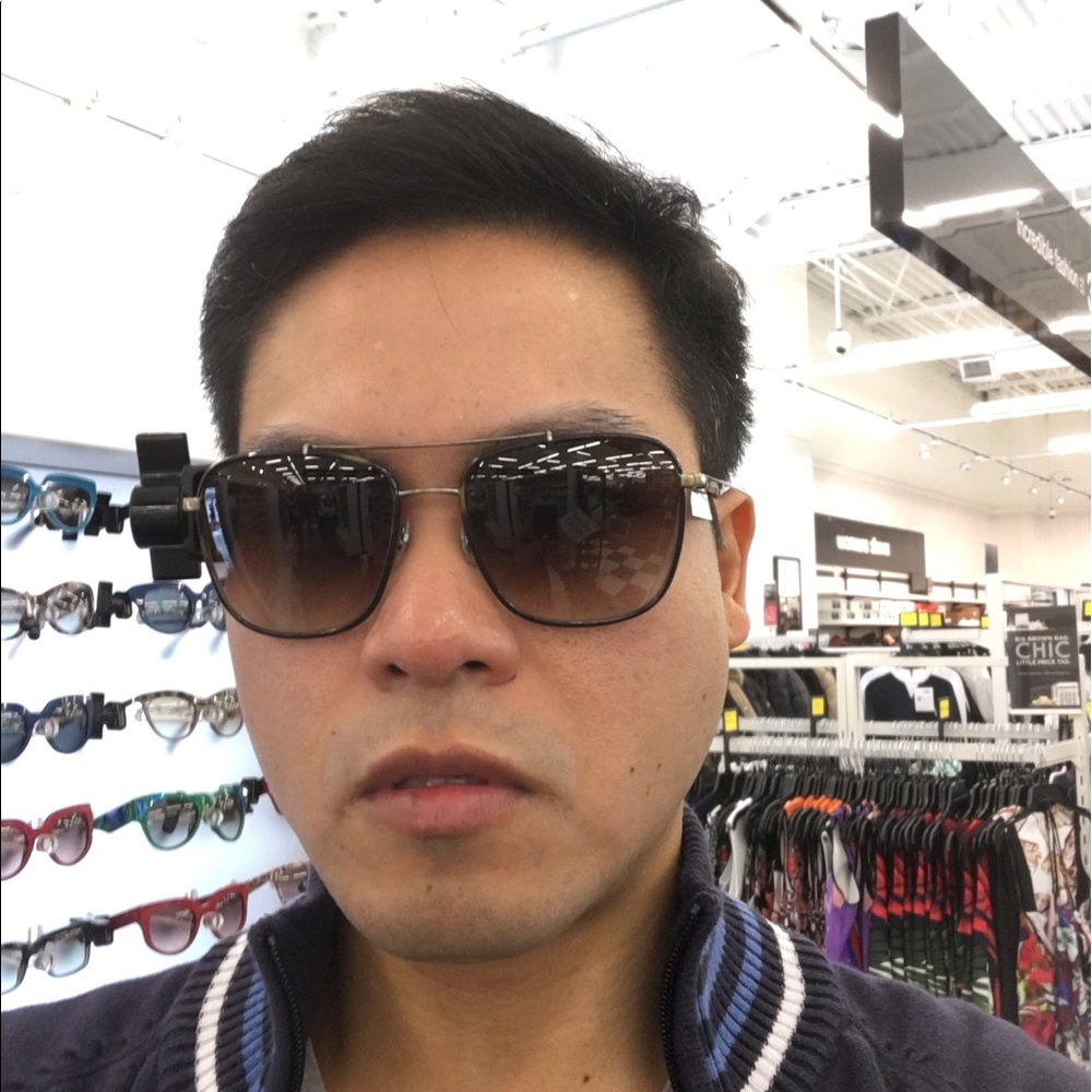 Meet your Posher, Ethan