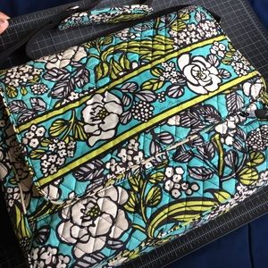 Vera Bradley Island Blooms Messenger Bag 🌴