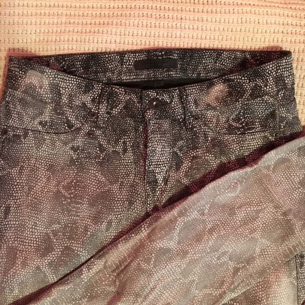 Rich&Skinny Snake Print Jeans Size 26