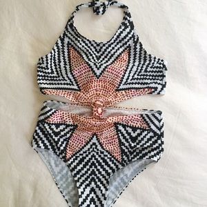 Cupshe Monokini with Black ad White Design