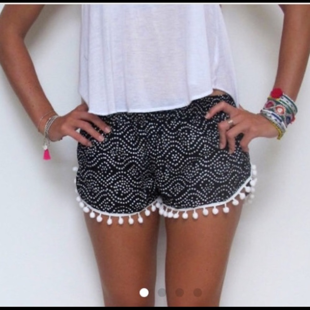 Black & white Pom Pom shorts