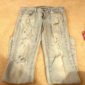 American Eagle light wash ripped jeans