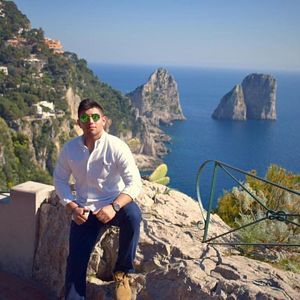 Meet your Posher, Andres