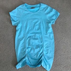 Athleta Finish Fast Tee