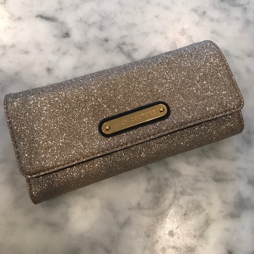 Gold Glittery Party Clutch.
