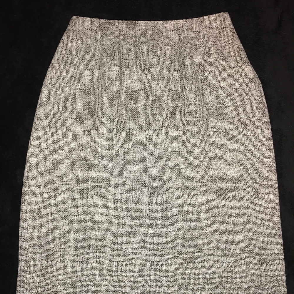 Black and White pencil skirt