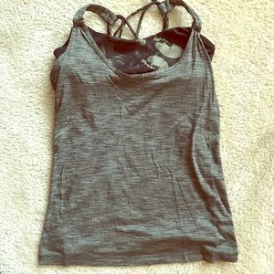 Lulu lemon gray tank+ sports bras