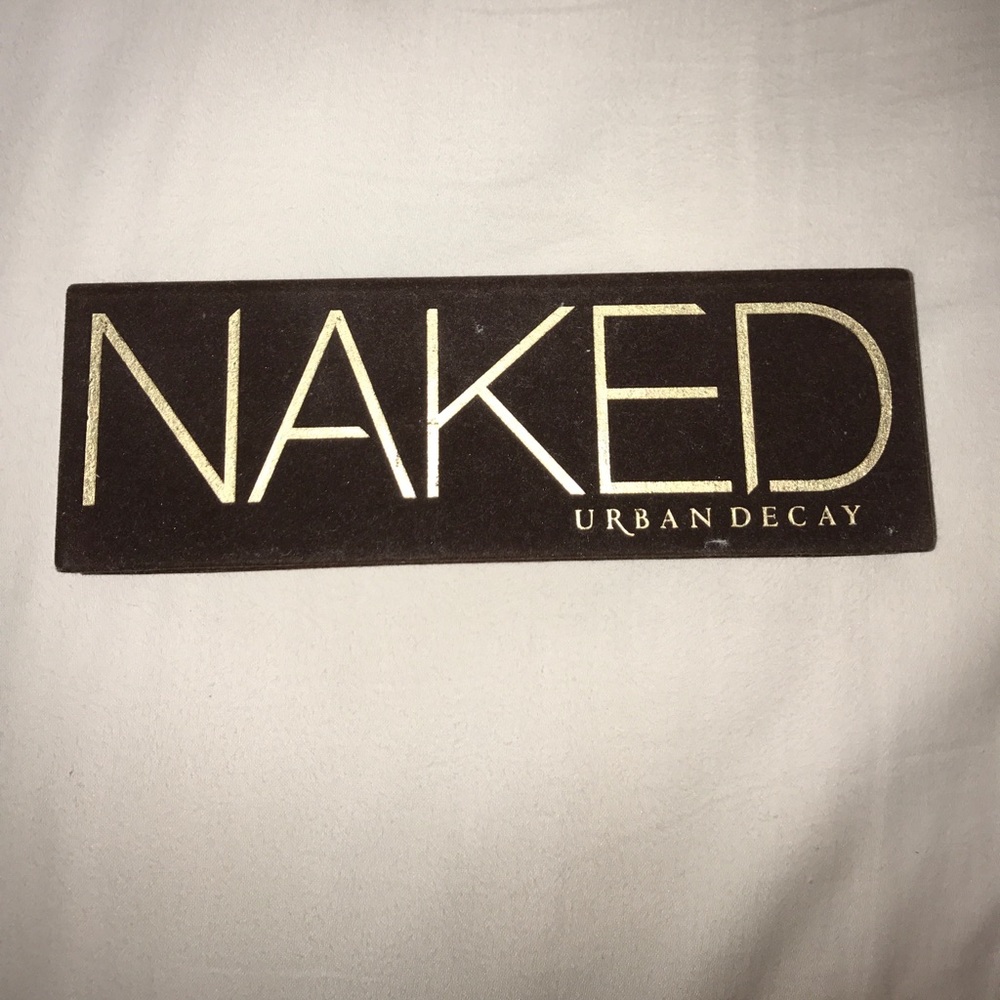GENTLY USED NAKED PALETTE