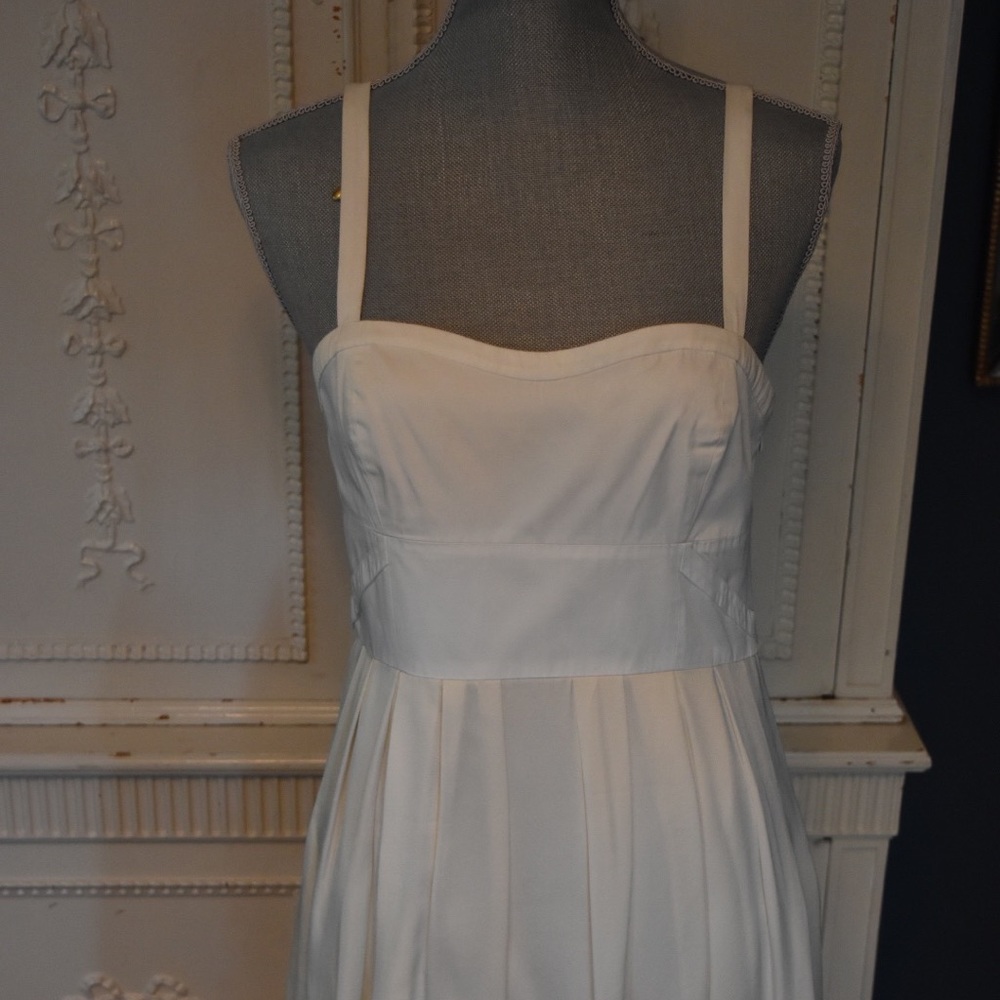 Theory white/cream short dress