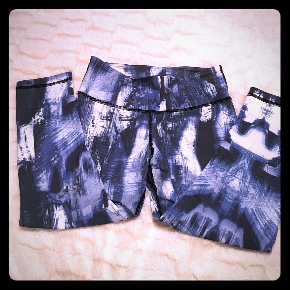 Via Mia multi colored cropped legging
