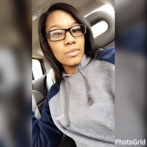 Meet your Posher, Kerryelle