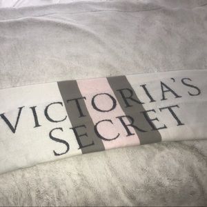 VS blanket brand new