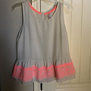 Silky  hot pink Peplum tank top!