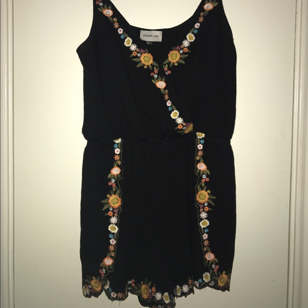 NWT Sugar lips embroidered romper