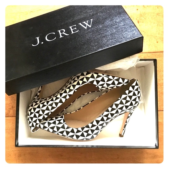 🔹NIB!🔹Jcrew Black and White Falsetto Pump - Picture 2 of 7