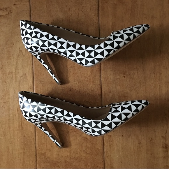 🔹NIB!🔹Jcrew Black and White Falsetto Pump - Picture 5 of 7