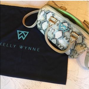 Kelly Wynne handbag
