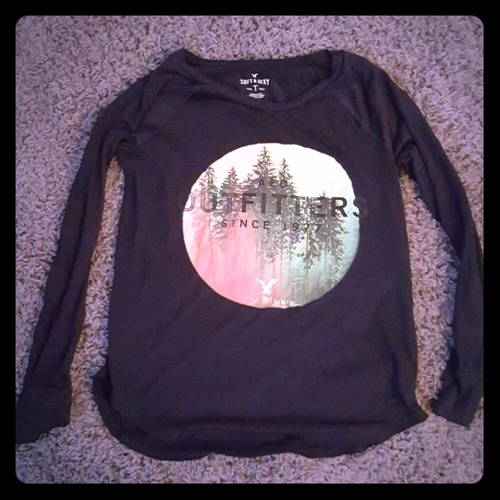 American eagle soft and sexy long sleeved t shirt