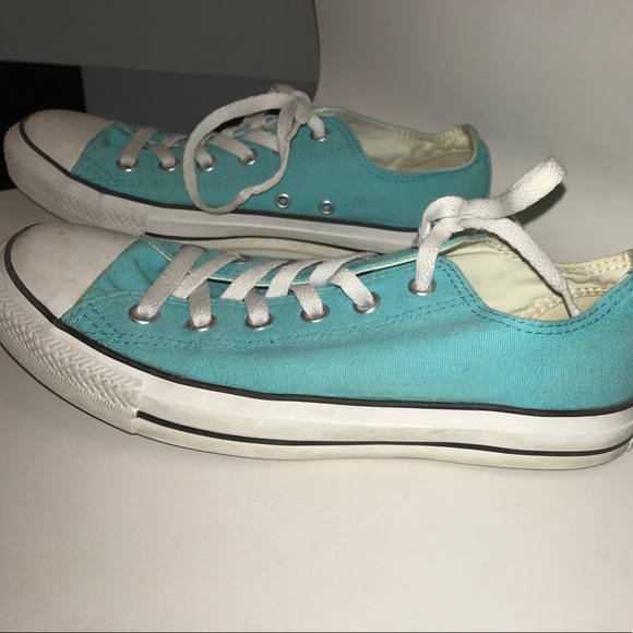 Converse - Picture 2 of 4