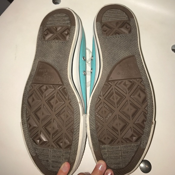 Converse - Picture 3 of 4