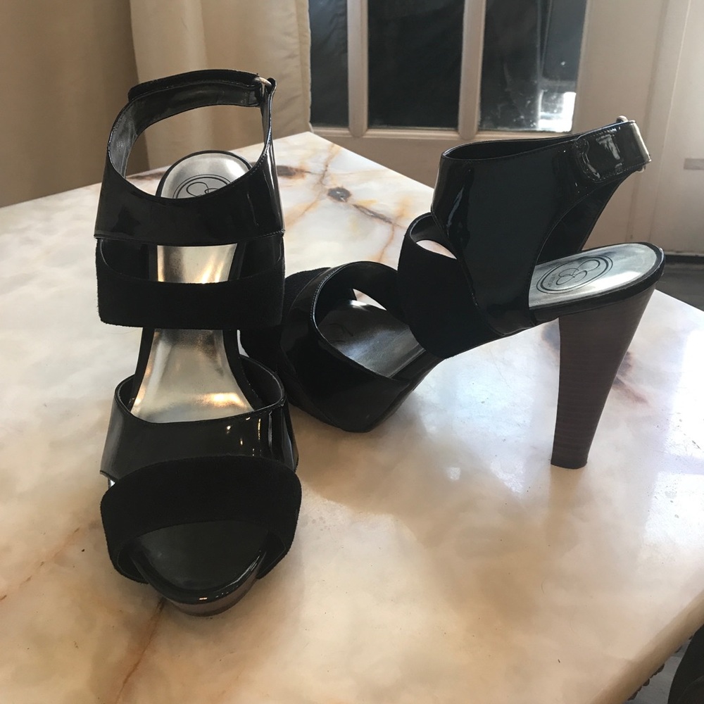 Black patent leather and suede wooden Heels.