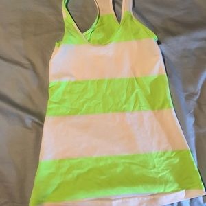 Lululemon top