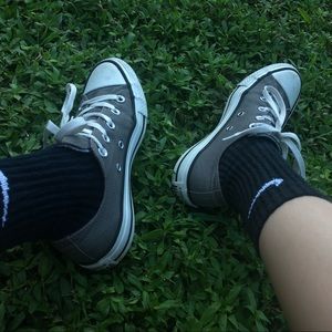 😍 Gray Converse 👻