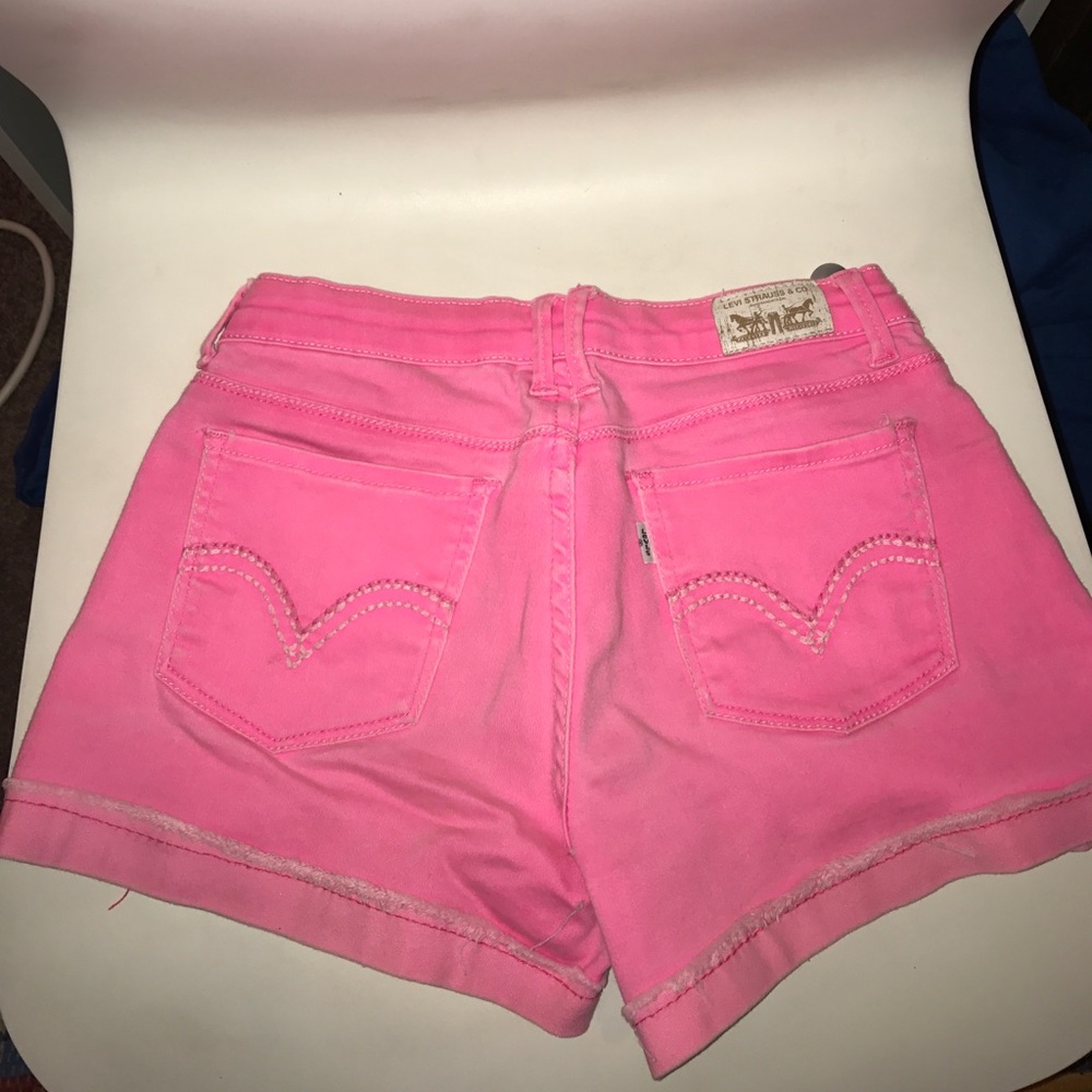 Shorts - Picture 2 of 3