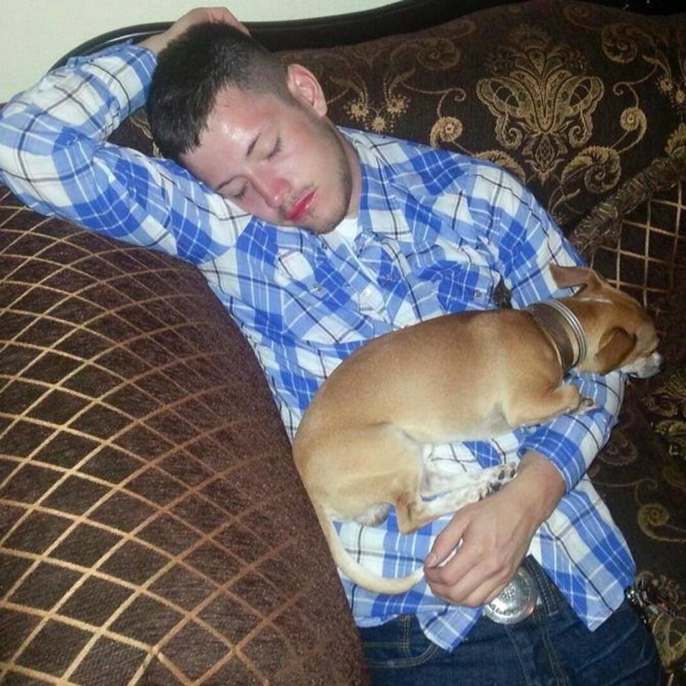 Meet your Posher, Carlos