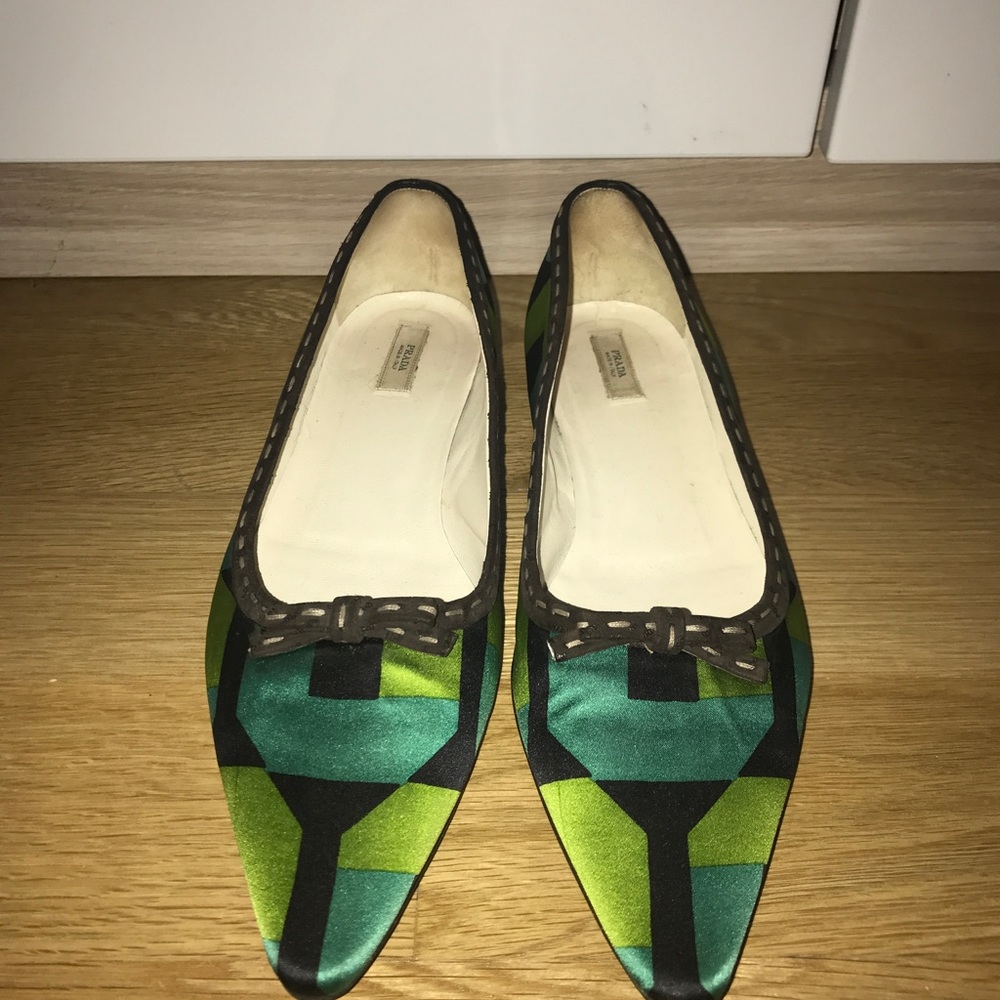 PRADA FLATS - Picture 2 of 2