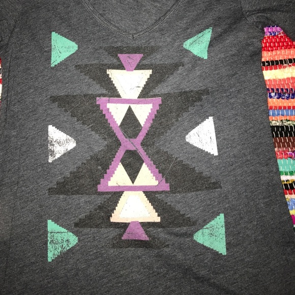 Shirt - Picture 2 of 5