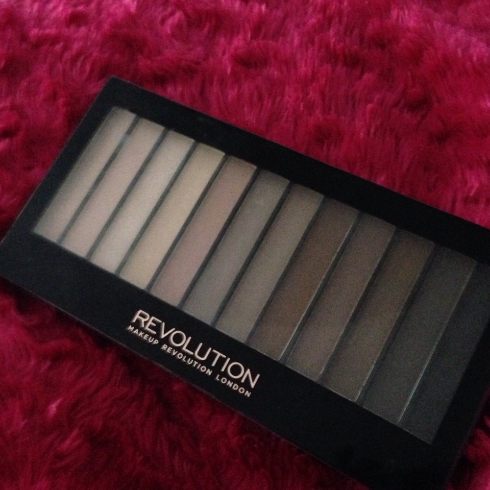 Revolution Redemption Palette iconic elements