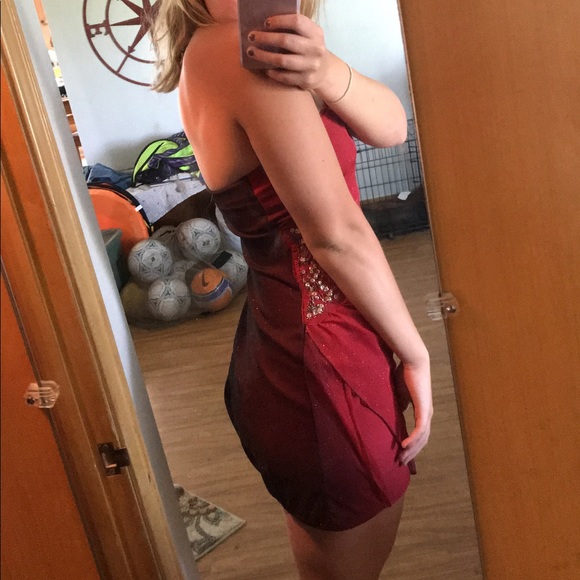 Red Dress - Picture 2 of 4