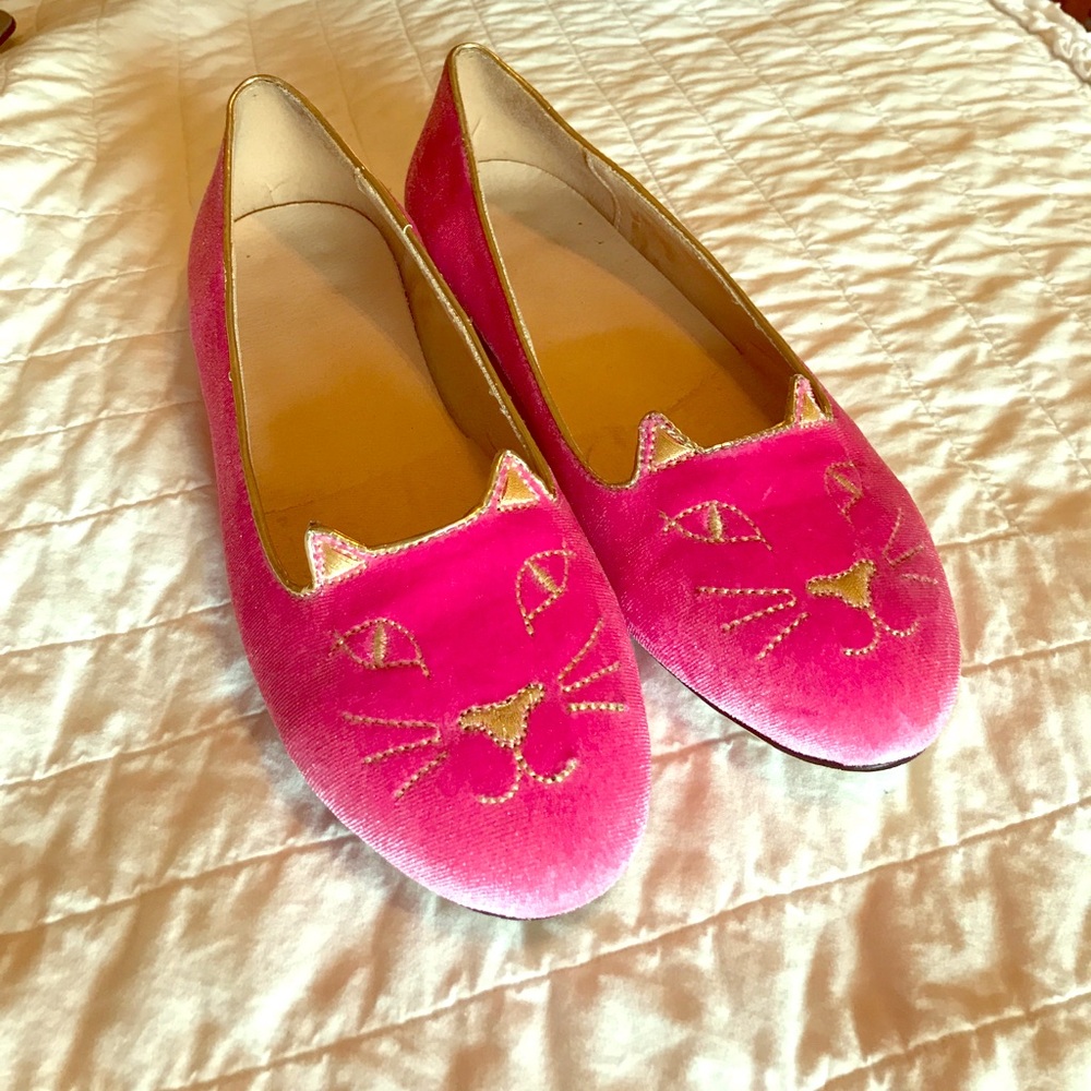 Comfity brand pink kitty flats