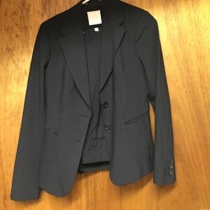 The Limited Travel Suit