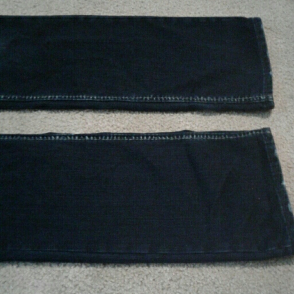 Silver Jeans - Picture 3 of 4
