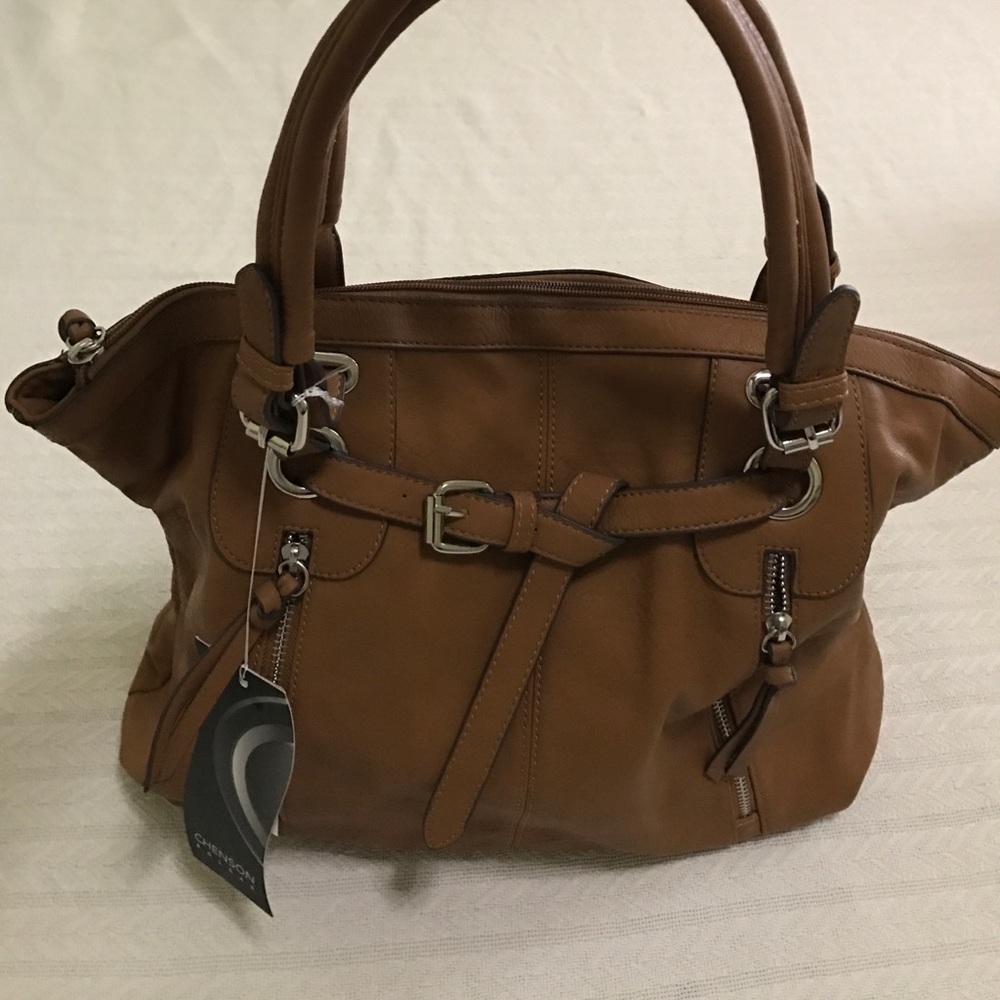 Light brown purse.